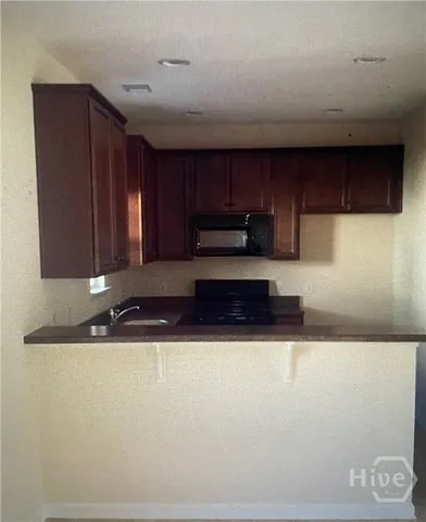 $1,950 | 48 Cypress Lane, Richmond Hill, GA 31324