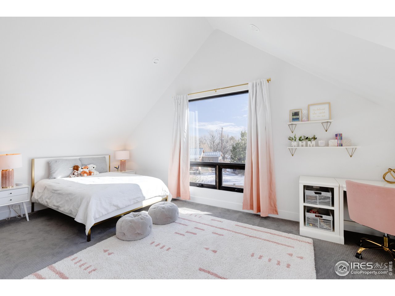 3996 26th Street Boulder, CO 80304 - Photo 21 of 39 Upper Bedroom with high ceilings