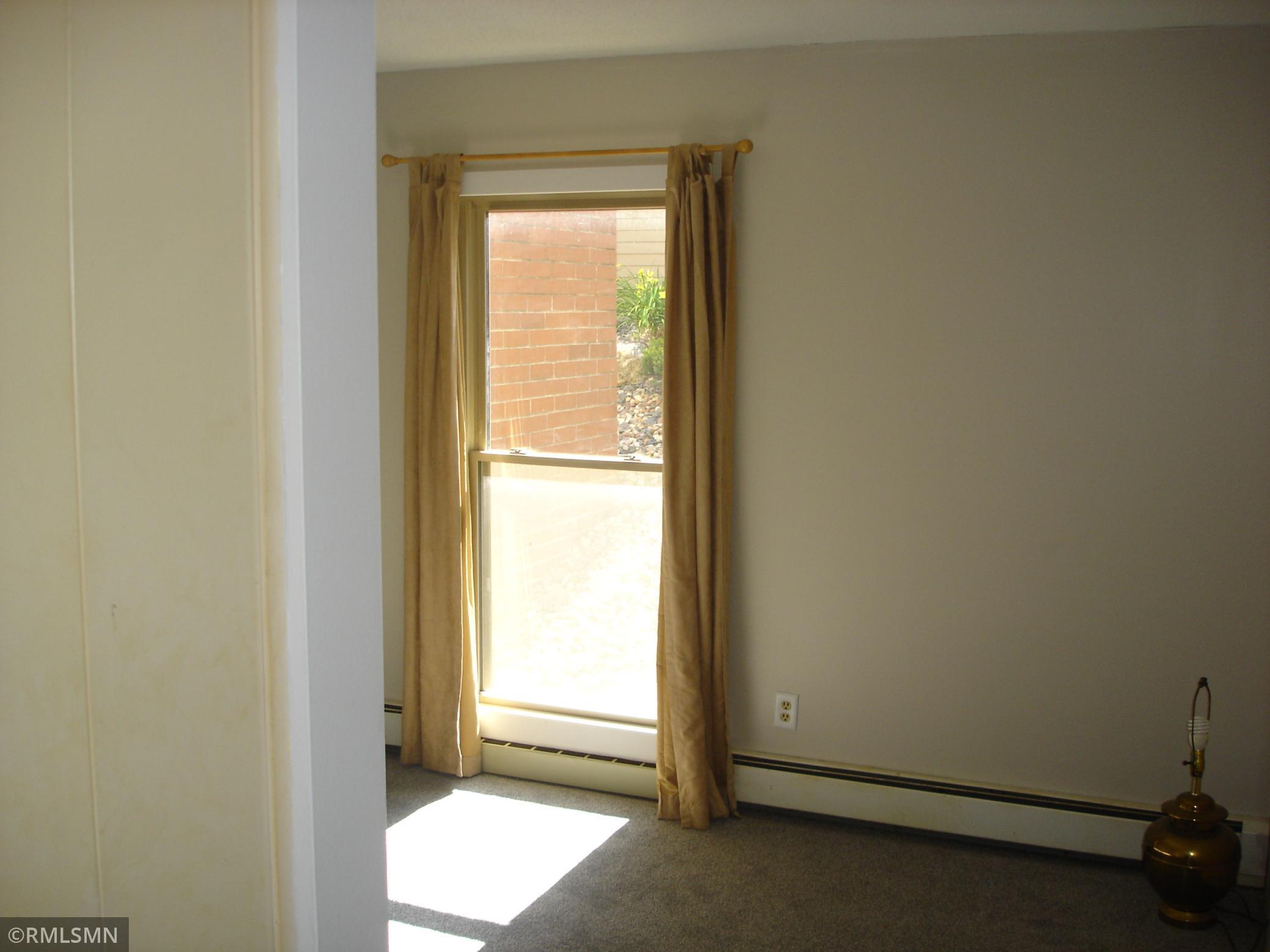 110275 Village Road Chaska, MN 55318 - Photo 13 of 14 Gallery Image 13