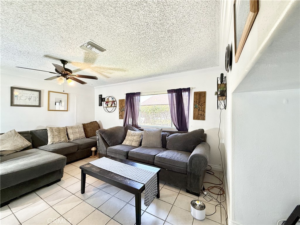 2812 Razor Way Jurupa Valley, CA 92509 - Photo 12 of 43