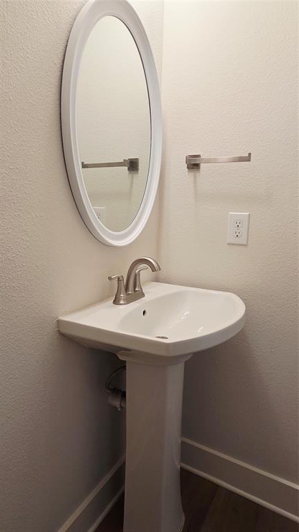 4022 Ivanhoe Lane Dallas, TX 75212 - Photo 14 of 28