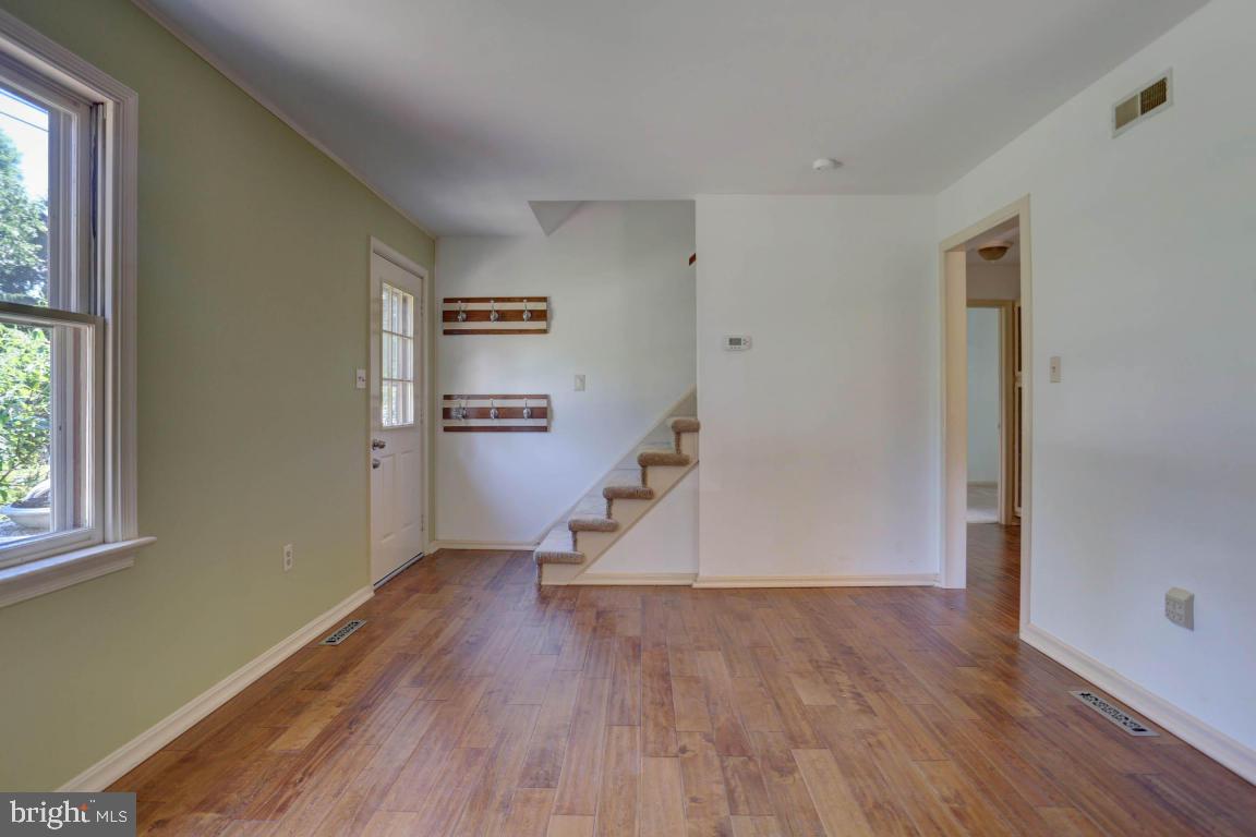 362 Delp Road Lancaster, PA 17601 - Photo 8 of 20 Gallery Image 8