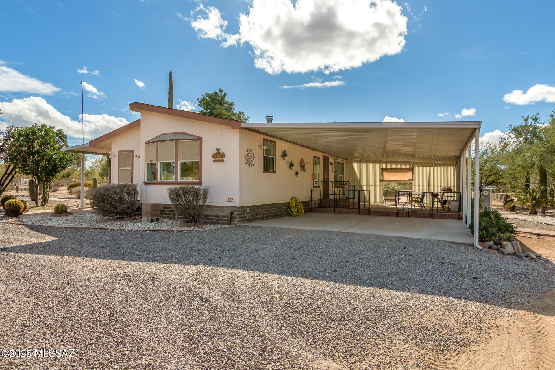 11321 West Picture Rocks Road Tucson, AZ 85743 - Photo 3 of 33 Gallery Image 3