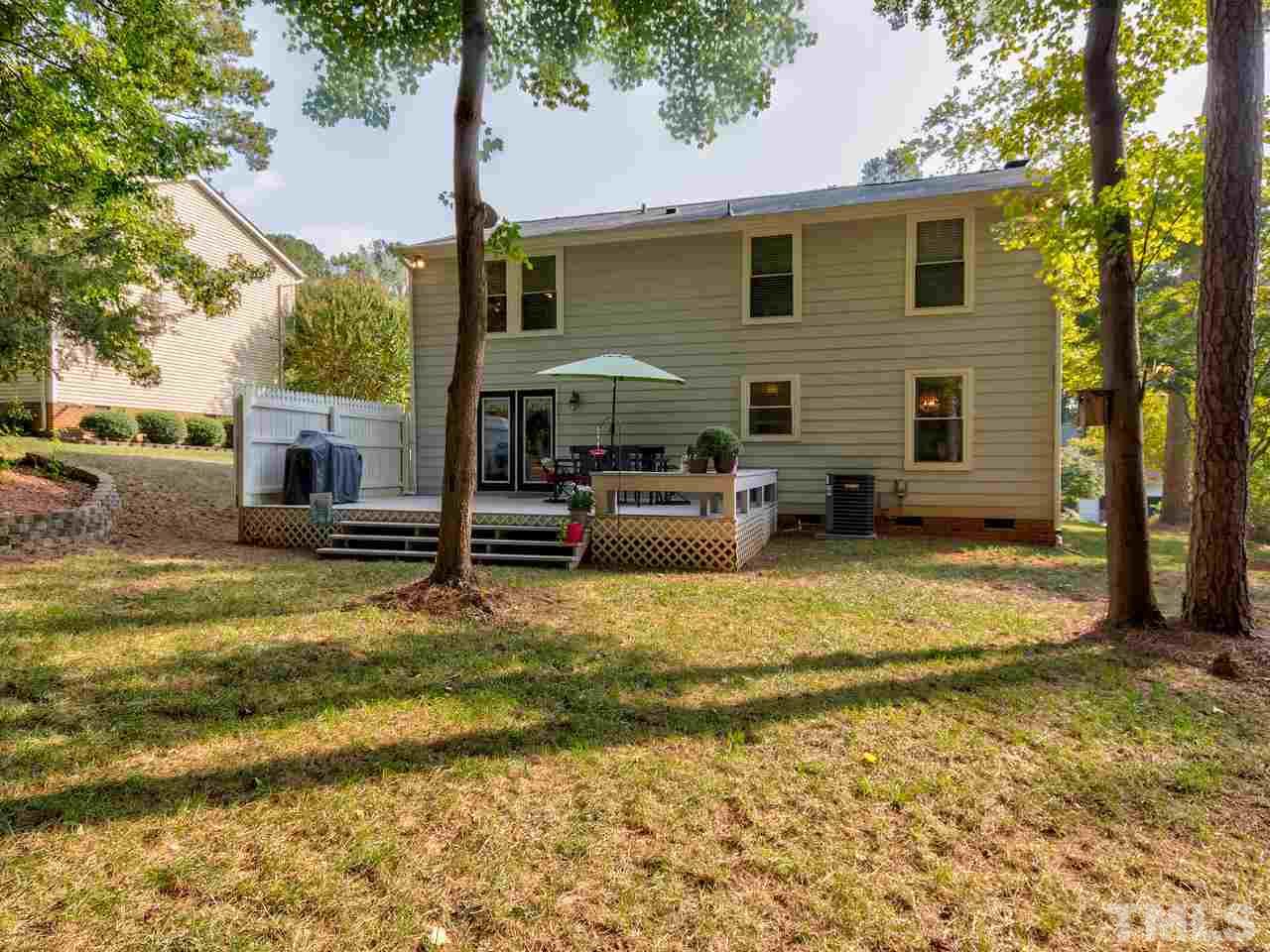 1028 Whetstone Court Raleigh, NC 27615 - Photo 7 of 30