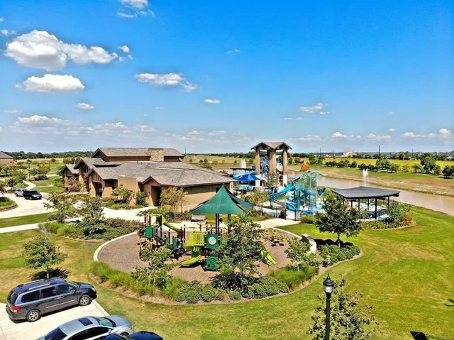 a view of a lake with houses