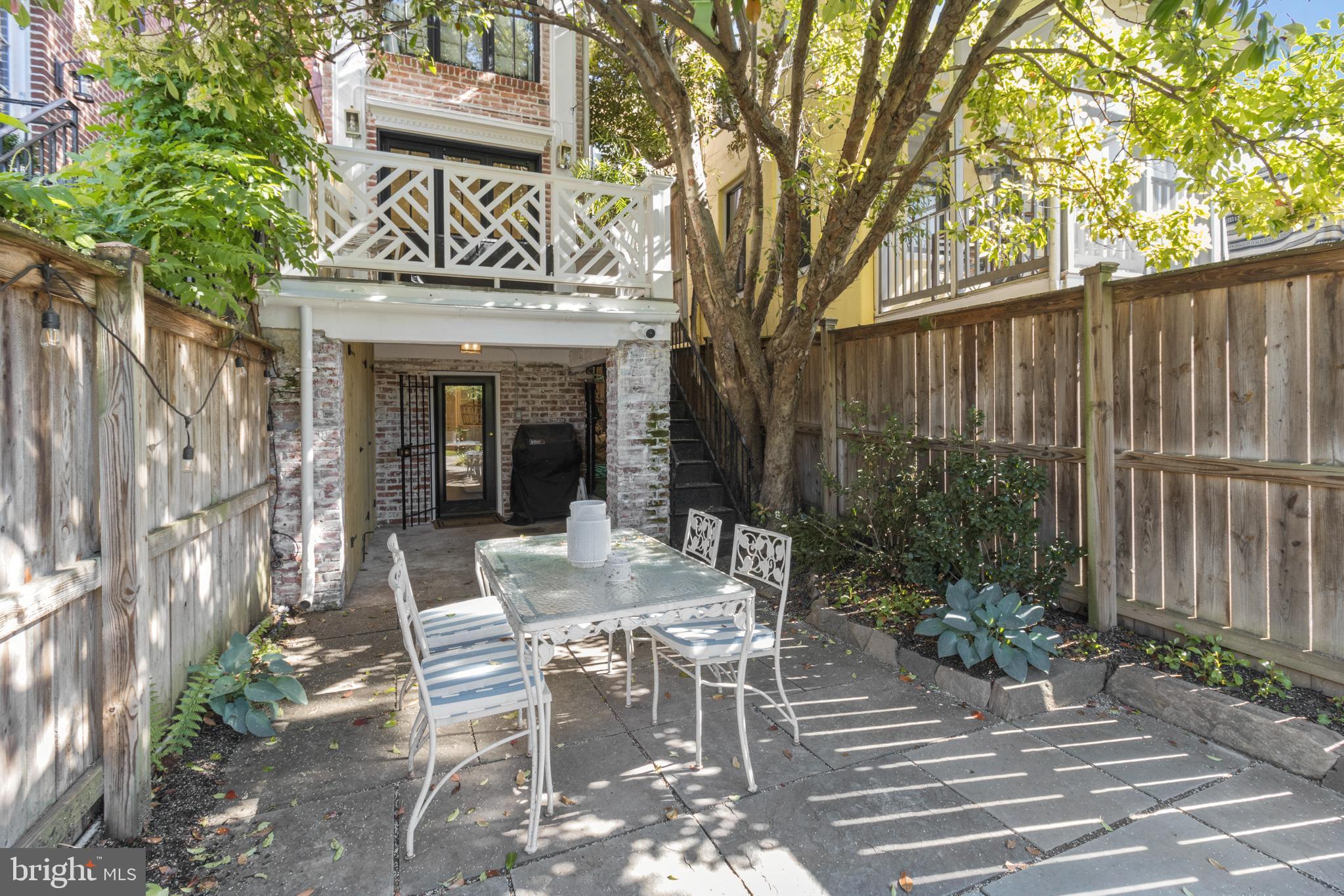 3316 Reservoir Road Northwest Washington, DC 20007 - Photo 29 of 32 Perfect for entertaining