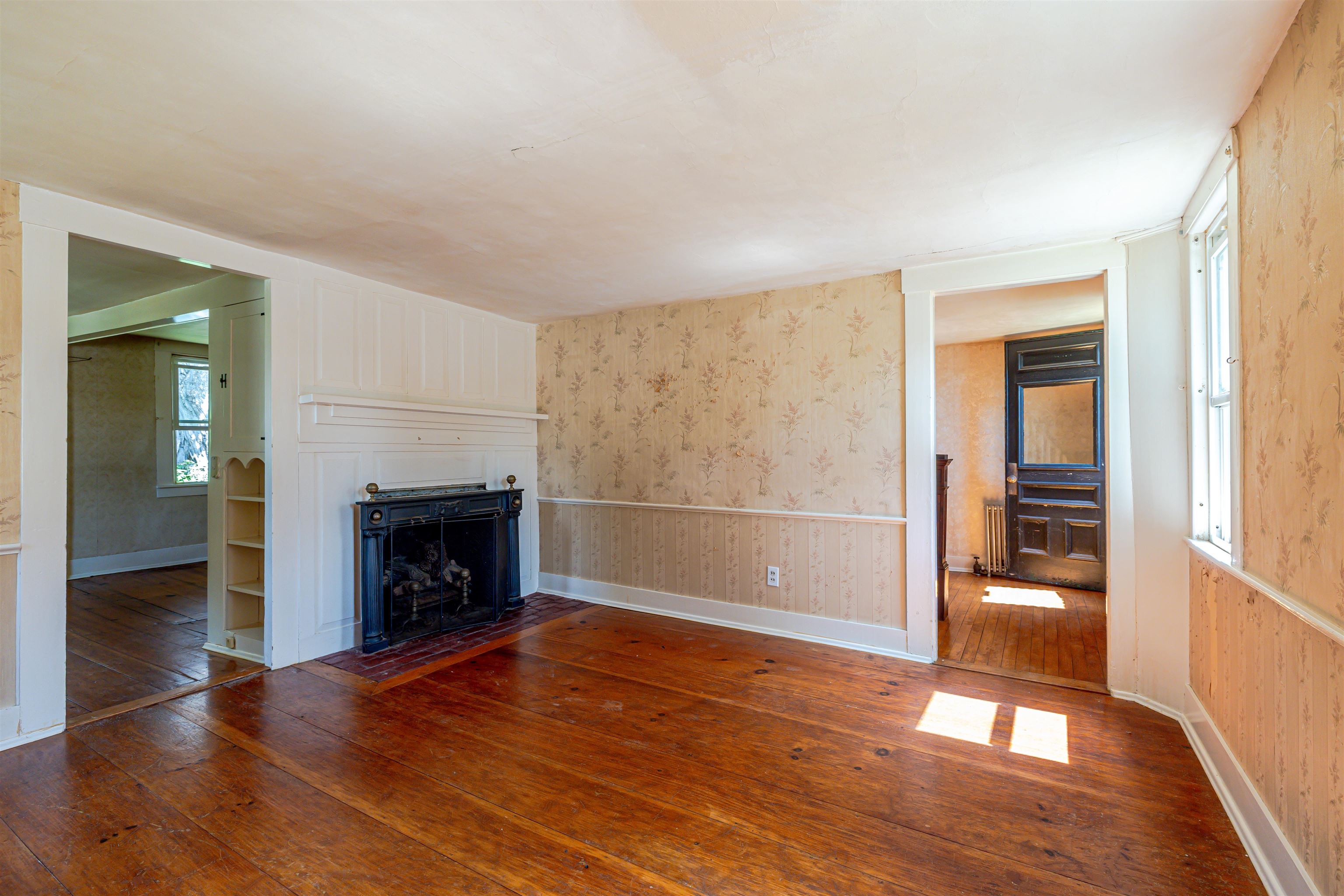 38 West Main Street Warner, NH 03278 - Photo 4 of 59