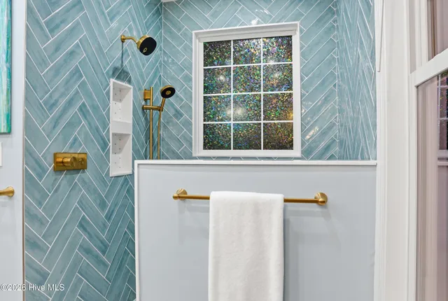 $975,000 | 103 East Point Estates Court, Knotts Island, NC 27950