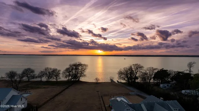 $975,000 | 103 East Point Estates Court, Knotts Island, NC 27950