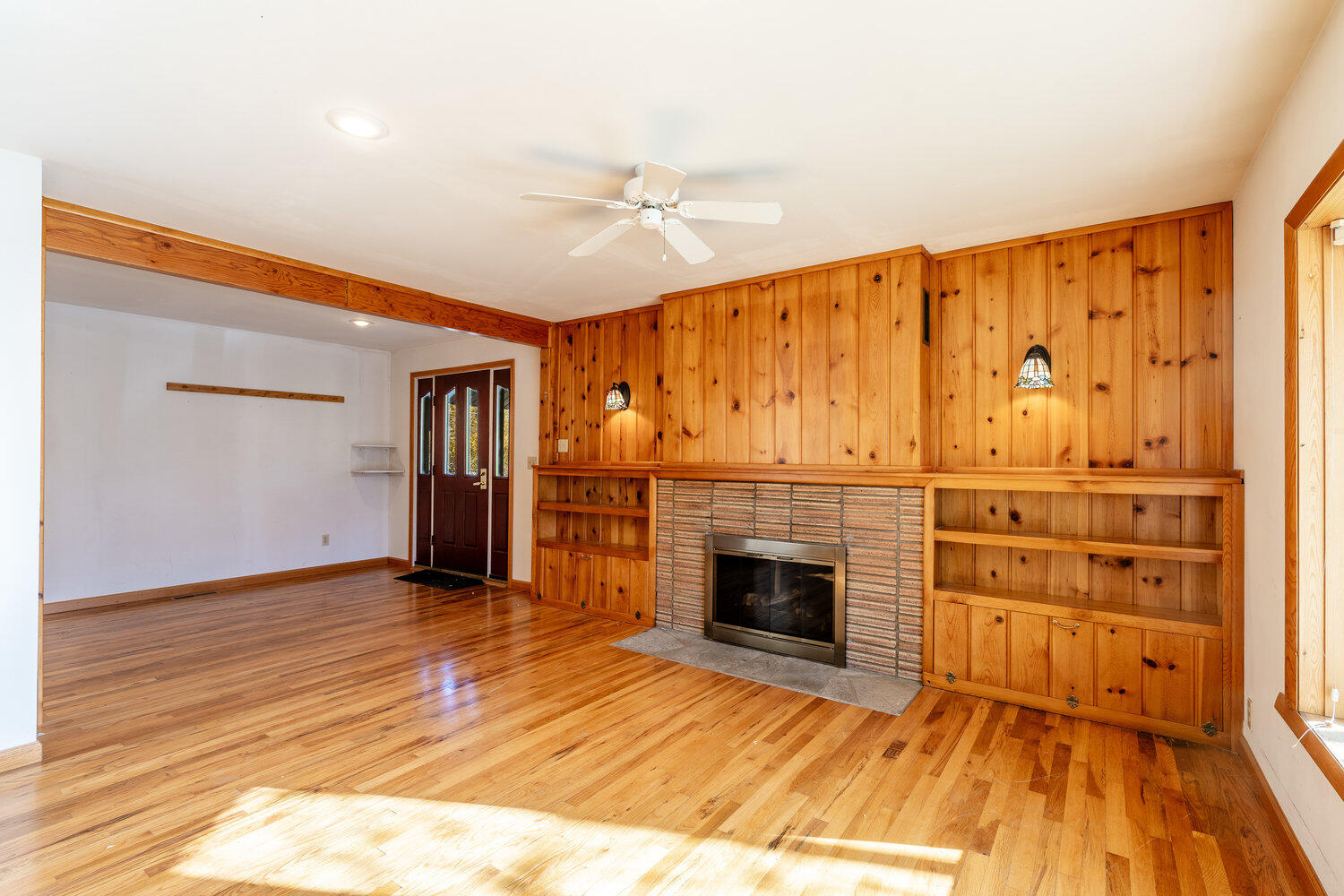 905 West Works Street Sheridan, WY 82801 - Photo 9 of 38 006_dsc_8962-hdr-edit_371