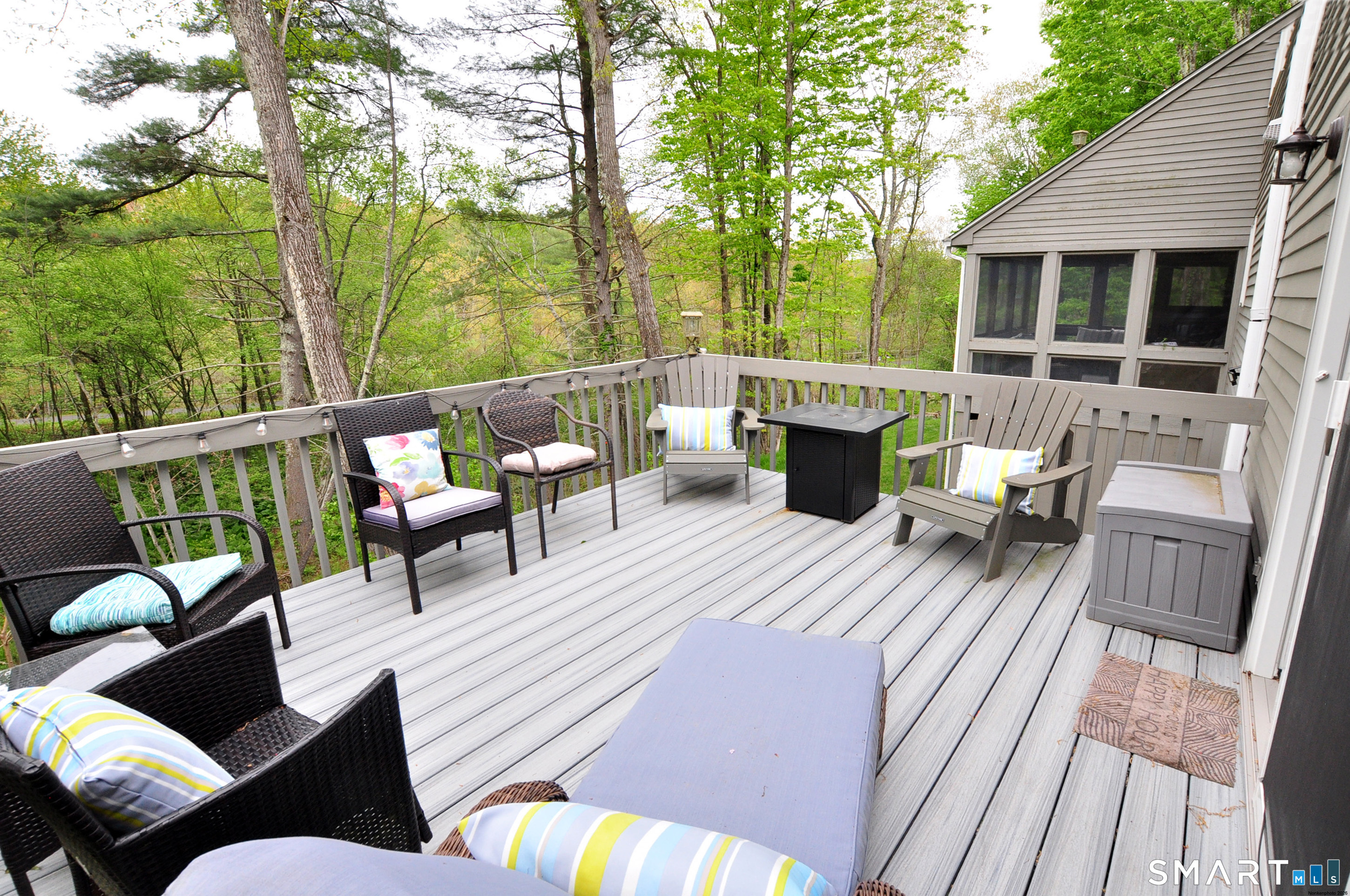 670 Quarry Road Suffield, CT 06093 - Photo 7 of 40