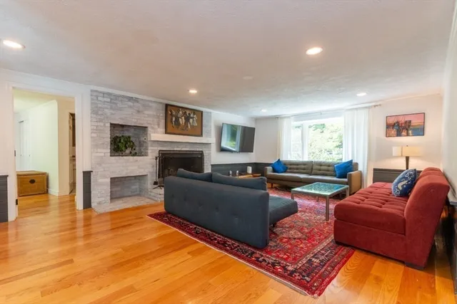 $1,299,000 | 270 Old Lancaster Road, Sudbury, MA 01776