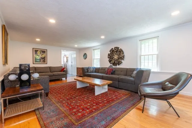 $1,299,000 | 270 Old Lancaster Road, Sudbury, MA 01776