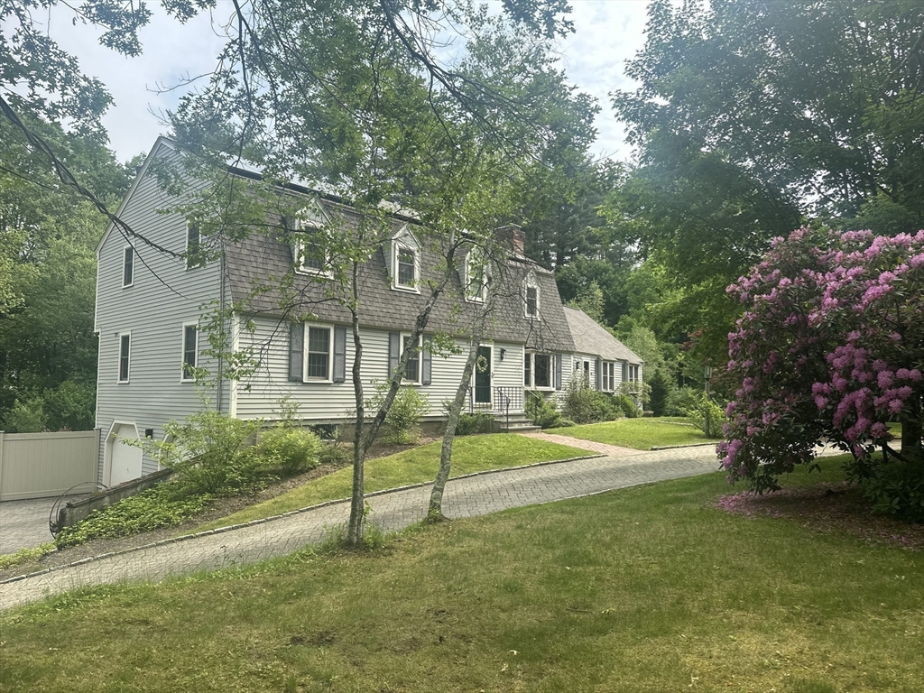270 Old Lancaster Road Sudbury, MA 01776 - Photo 2 of 34 Gallery Image 2