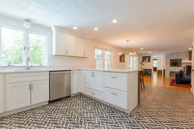 $1,299,000 | 270 Old Lancaster Road, Sudbury, MA 01776