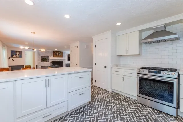 $1,299,000 | 270 Old Lancaster Road, Sudbury, MA 01776