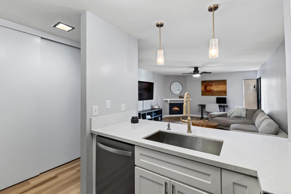 6737 Friars Road, Unit 176 San Diego, CA 92108 - Photo 6 of 33