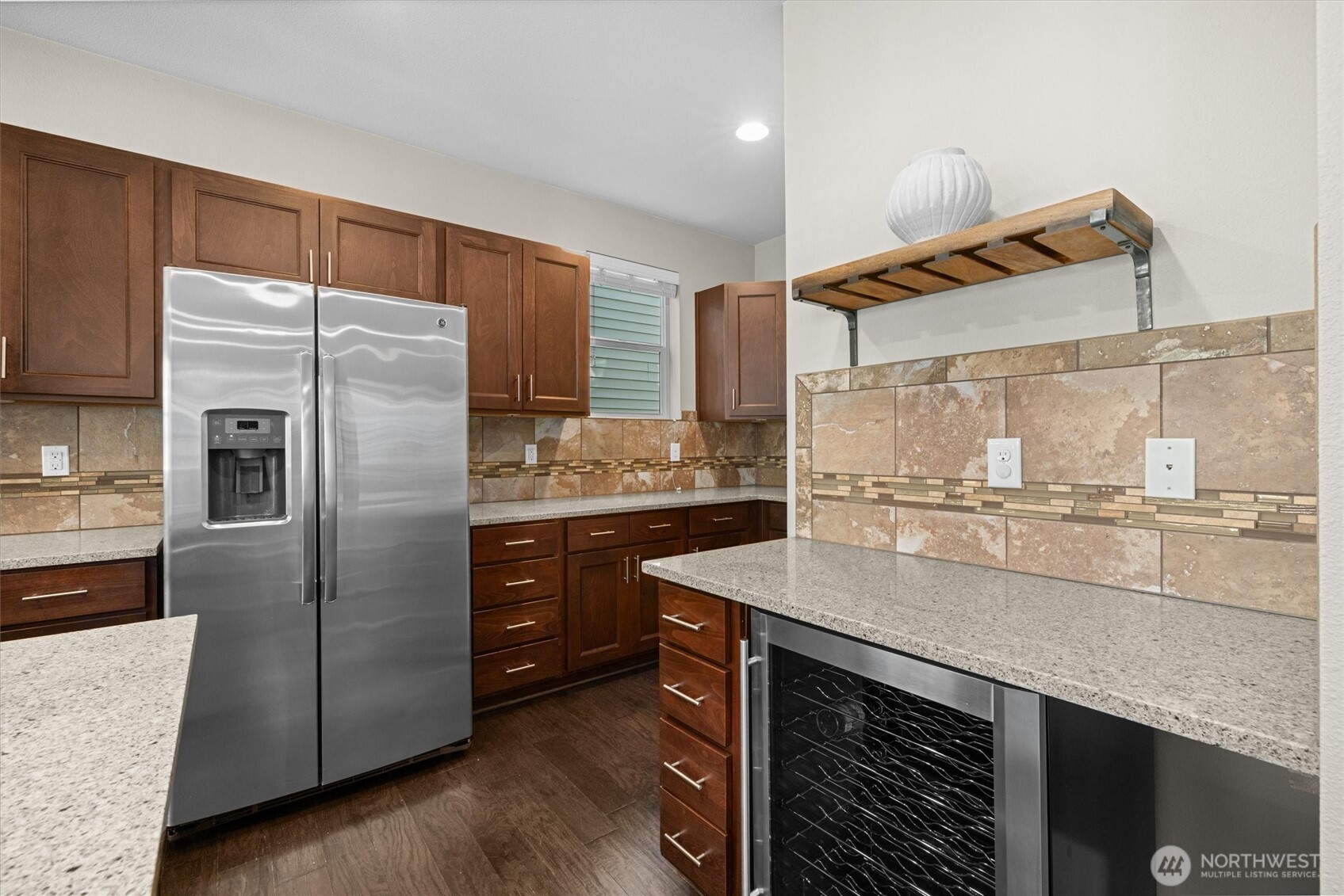6642 High Point Drive Southwest Seattle, WA 98126 - Photo 14 of 38 Gallery Image 14
