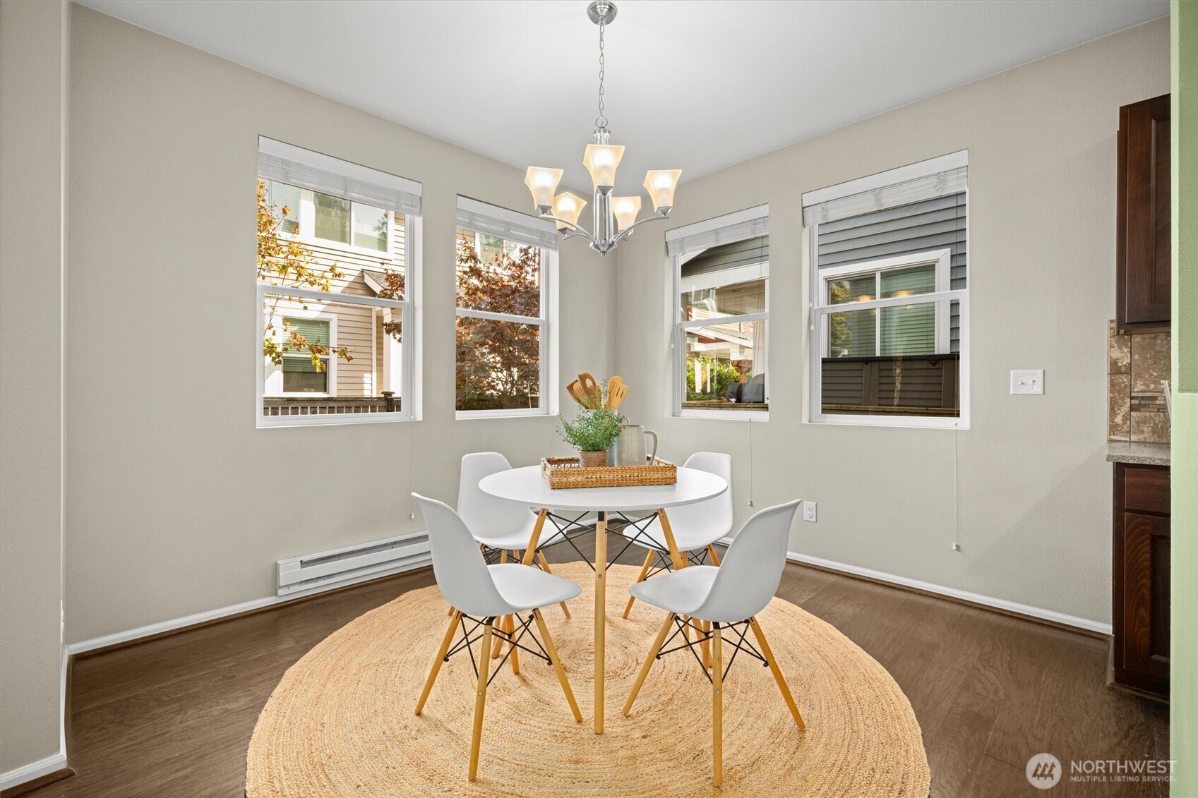 6642 High Point Drive Southwest Seattle, WA 98126 - Photo 8 of 38 Gallery Image 8