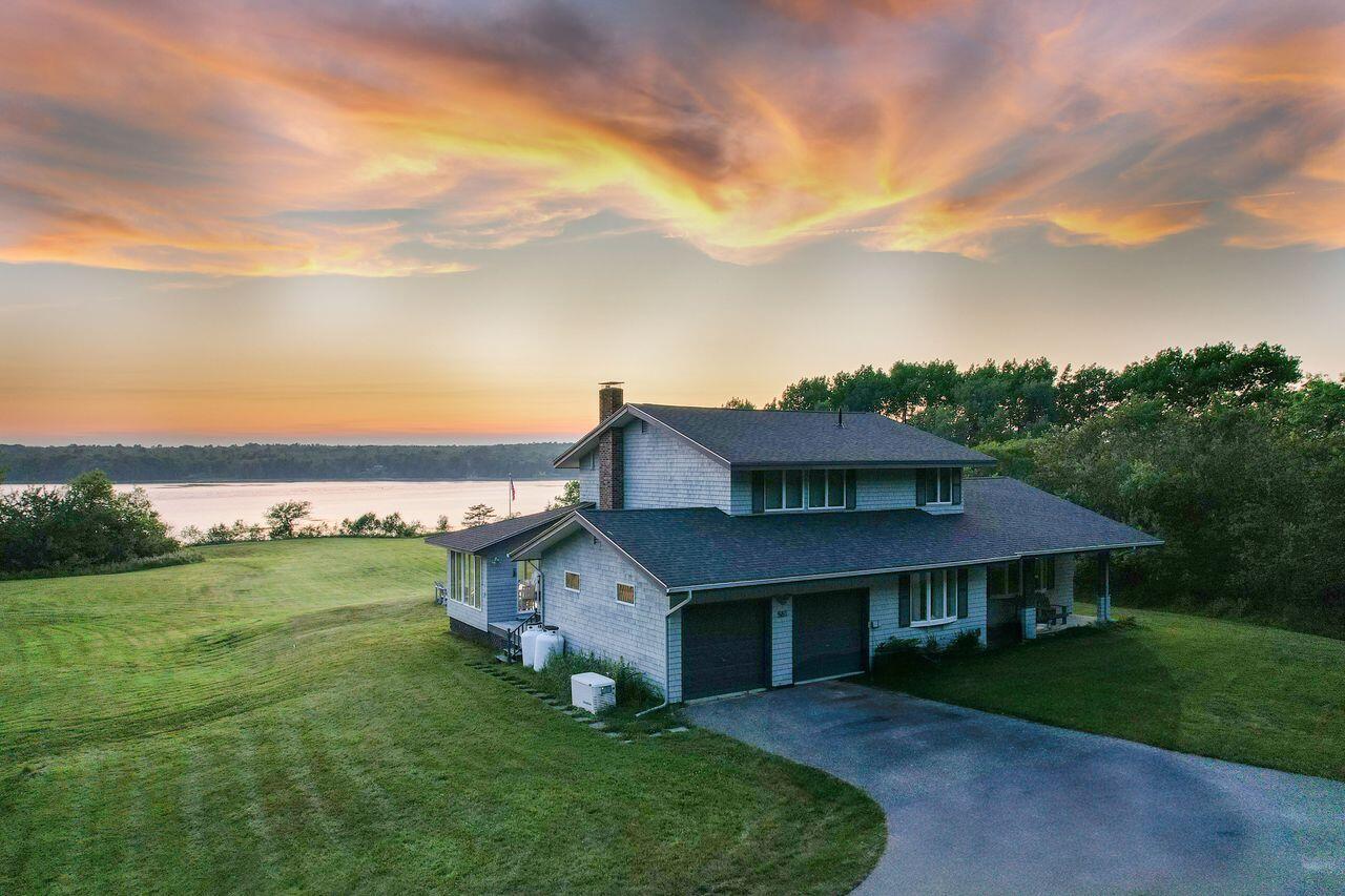 Front with gorgeous sunset