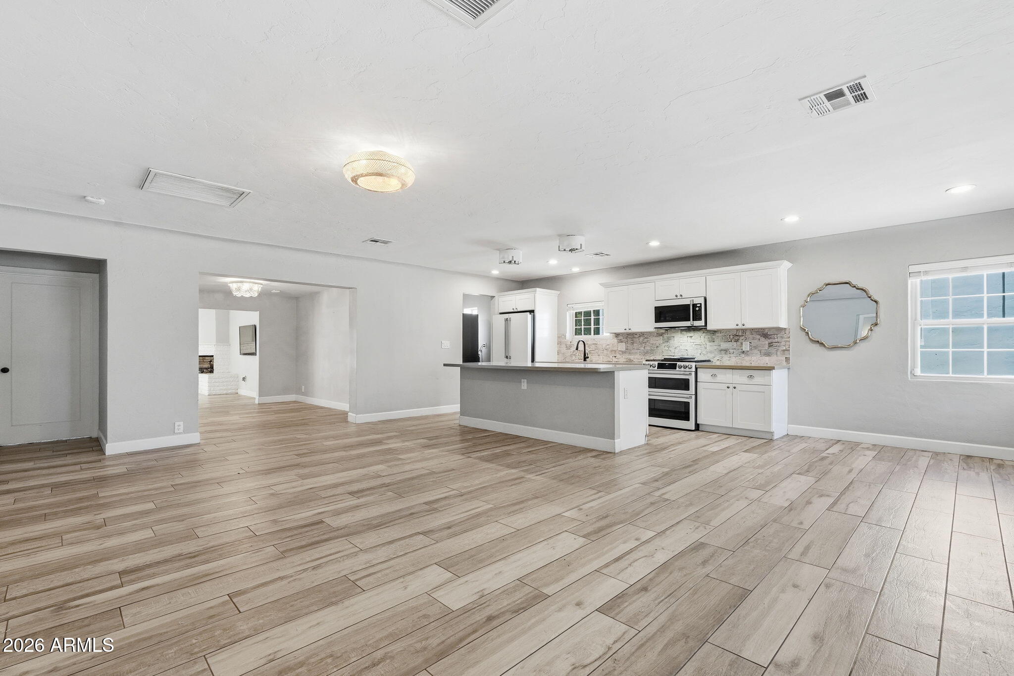511 West Roma Avenue Phoenix, AZ 85013 - Photo 6 of 36