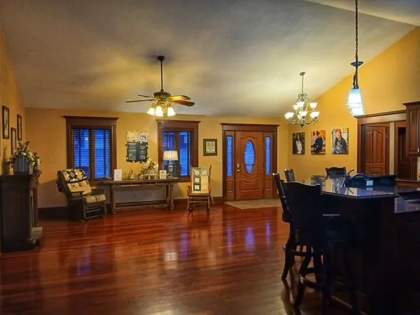 $519,000 | 1516 Nebraska Street, Mound City, MO 64470