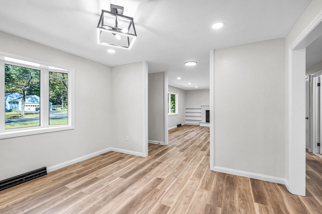 557 Maple Road, Unit 1 Longmeadow, MA 01106 - Photo 20 of 42