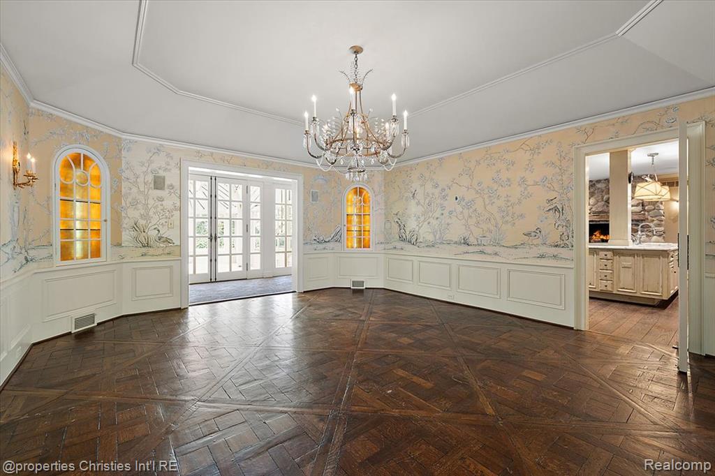 237 Lake Shore Road Grosse Pointe Farms, MI 48236 - Photo 27 of 98 Gallery Image 27