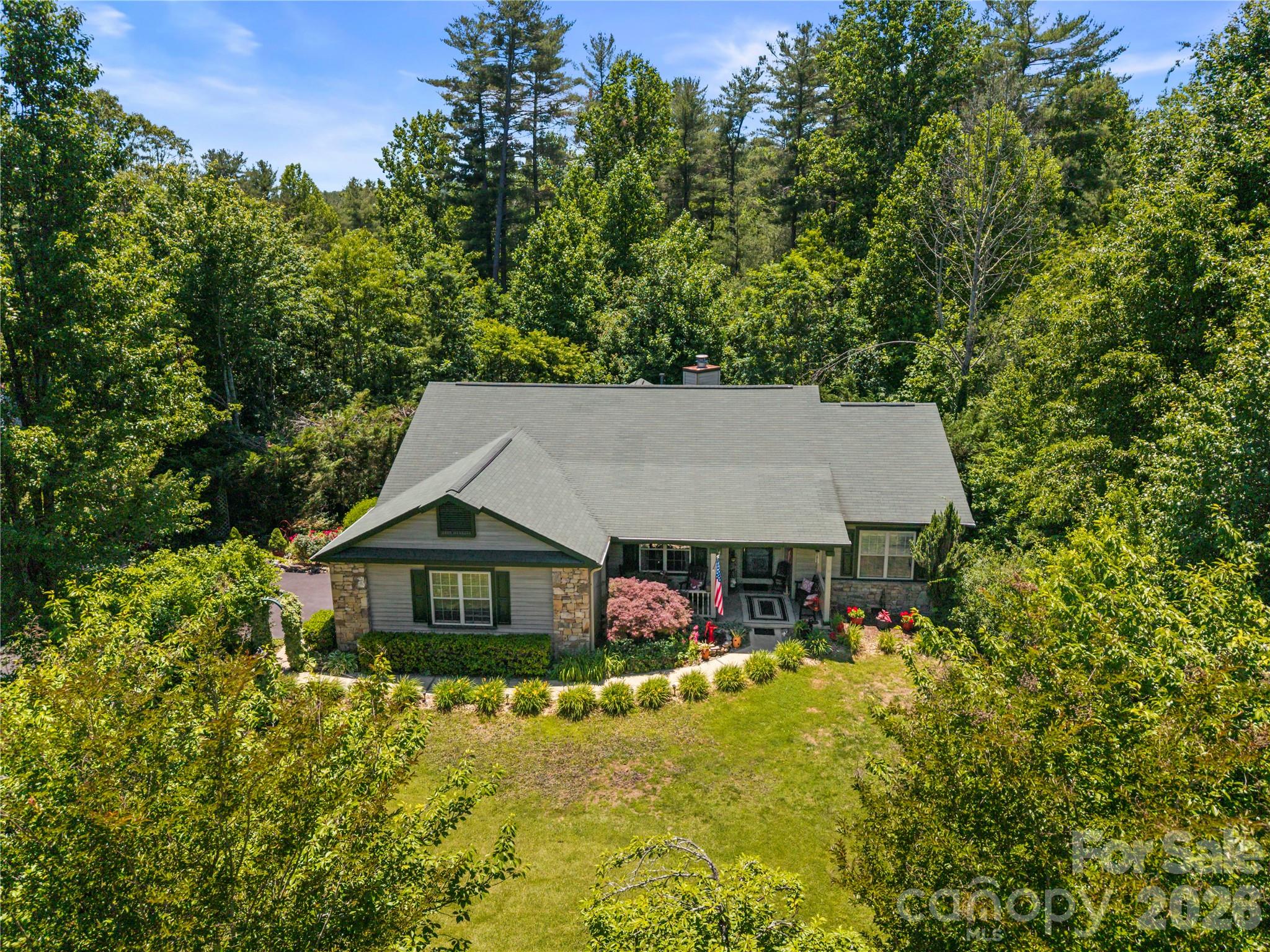 9 Tall Pines Road Hendersonville, NC 28739 - Photo 2 of 41 Gallery Image 2