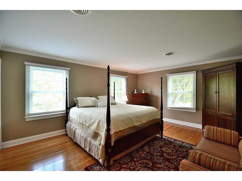 7244 Merriam Road Indianapolis, IN 46240 - Photo 14 of 23 Gallery Image 14