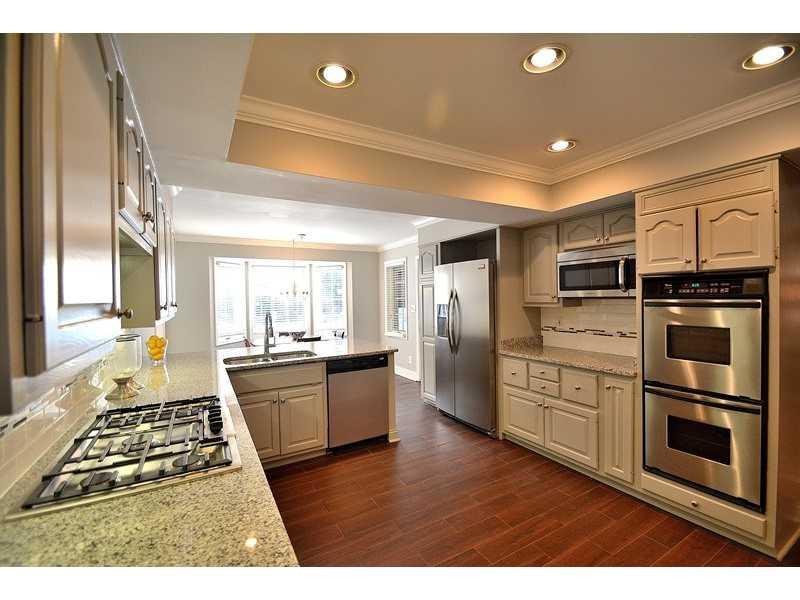 7244 Merriam Road Indianapolis, IN 46240 - Photo 7 of 23 Gallery Image 7
