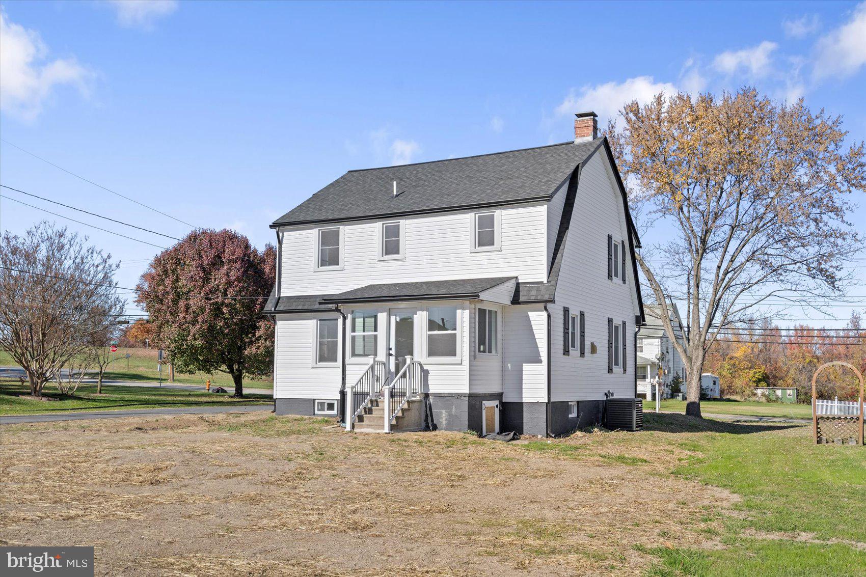 7215 Golden Ring Road Essex, MD 21221 - Photo 12 of 45 Gallery Image 12