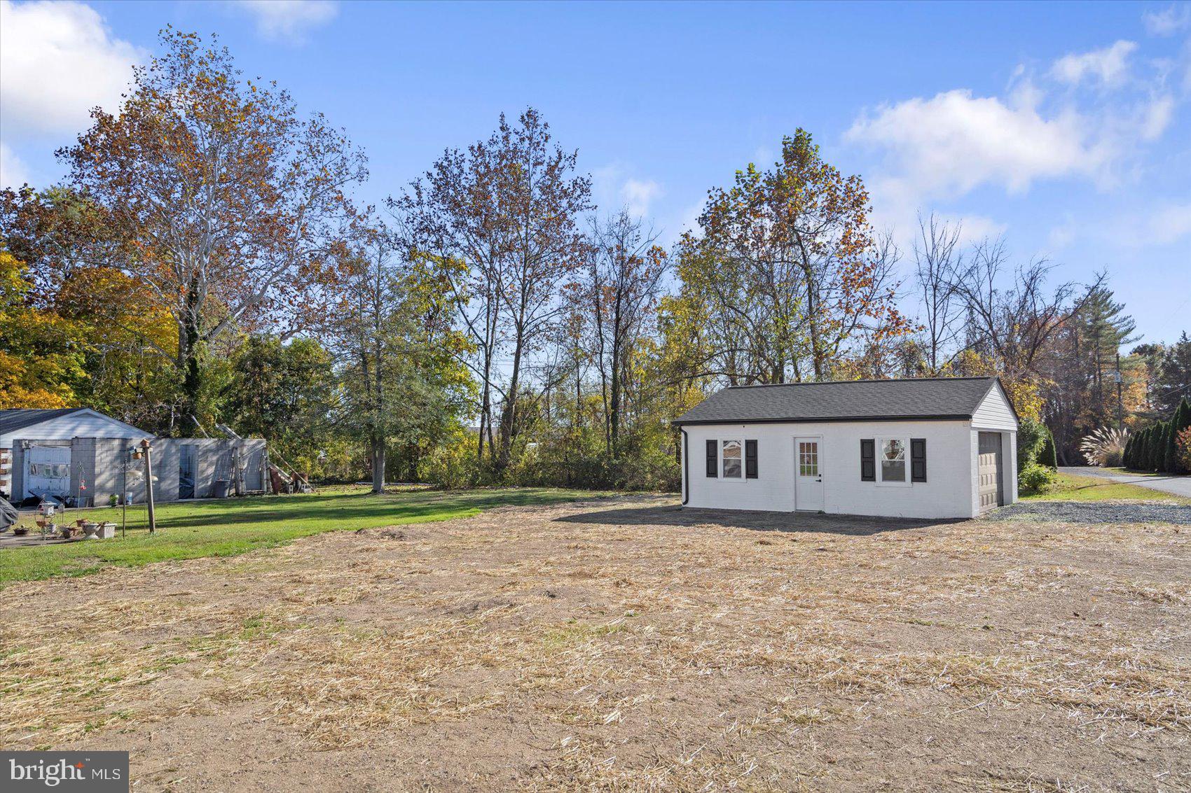 7215 Golden Ring Road Essex, MD 21221 - Photo 13 of 45 Gallery Image 13
