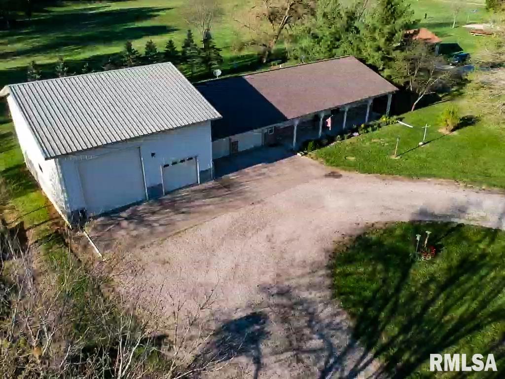 535 West Fulton Street Farmington, IL 61531 - Photo 16 of 83