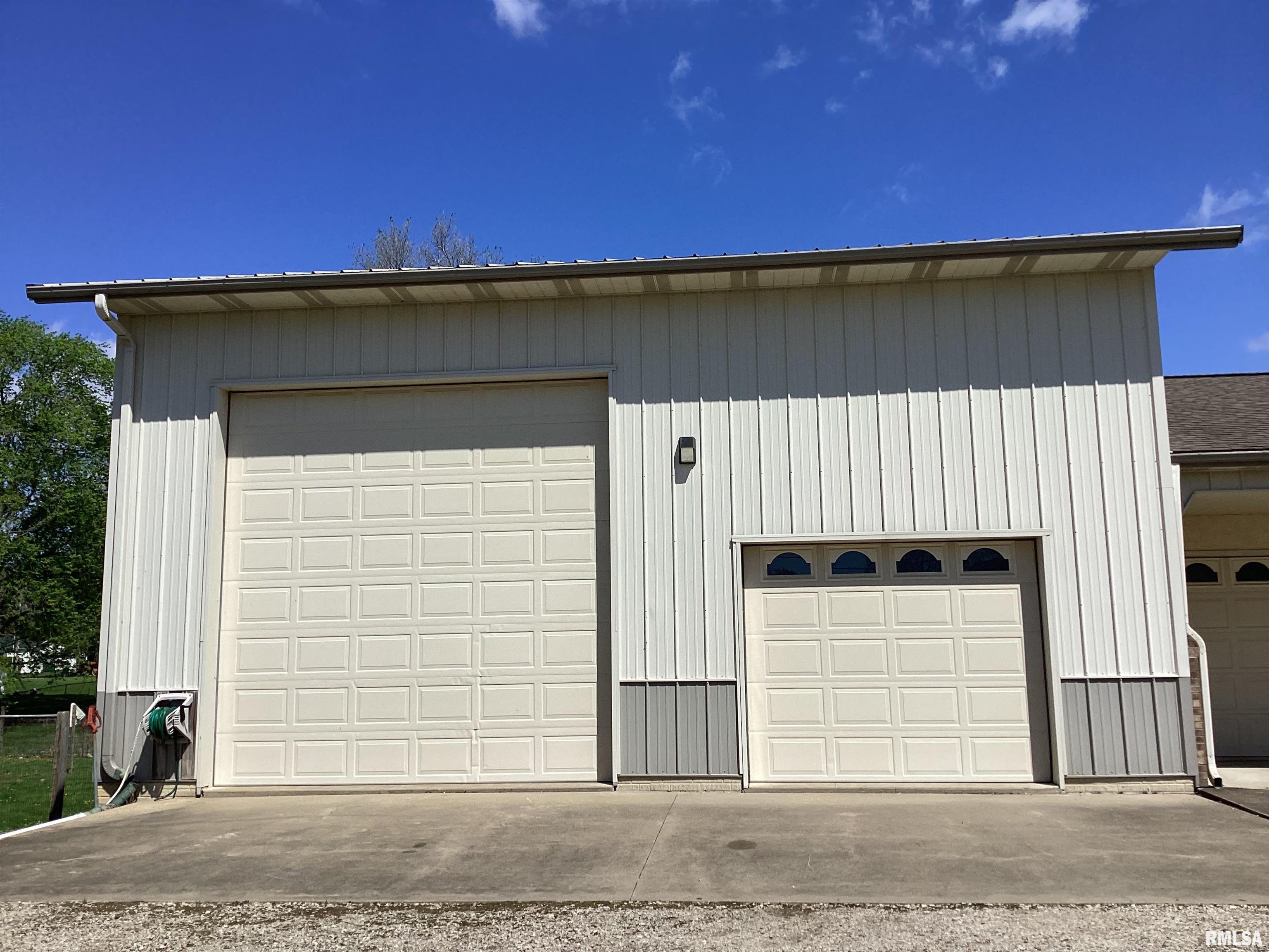 535 West Fulton Street Farmington, IL 61531 - Photo 19 of 83