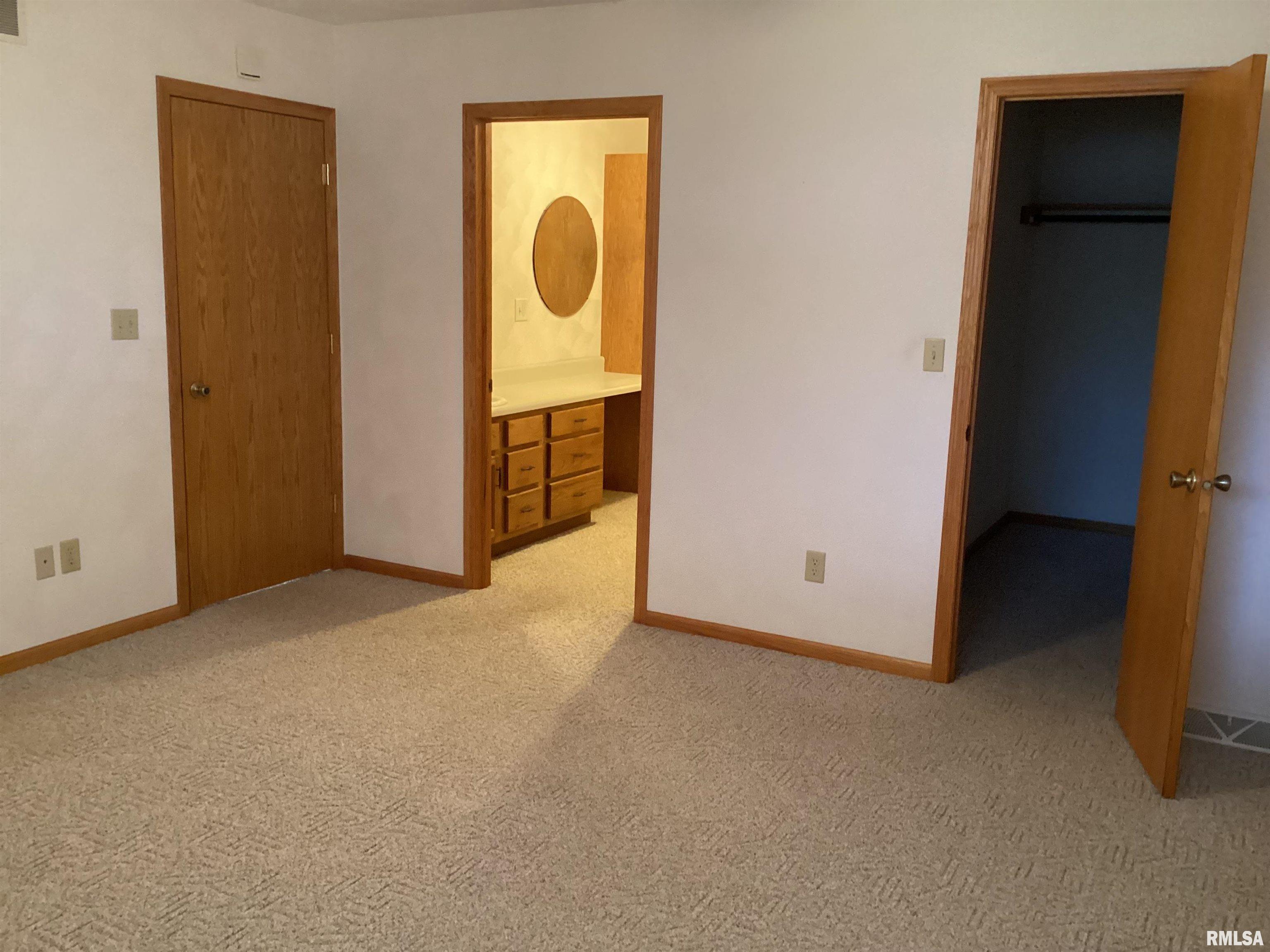 535 West Fulton Street Farmington, IL 61531 - Photo 32 of 83