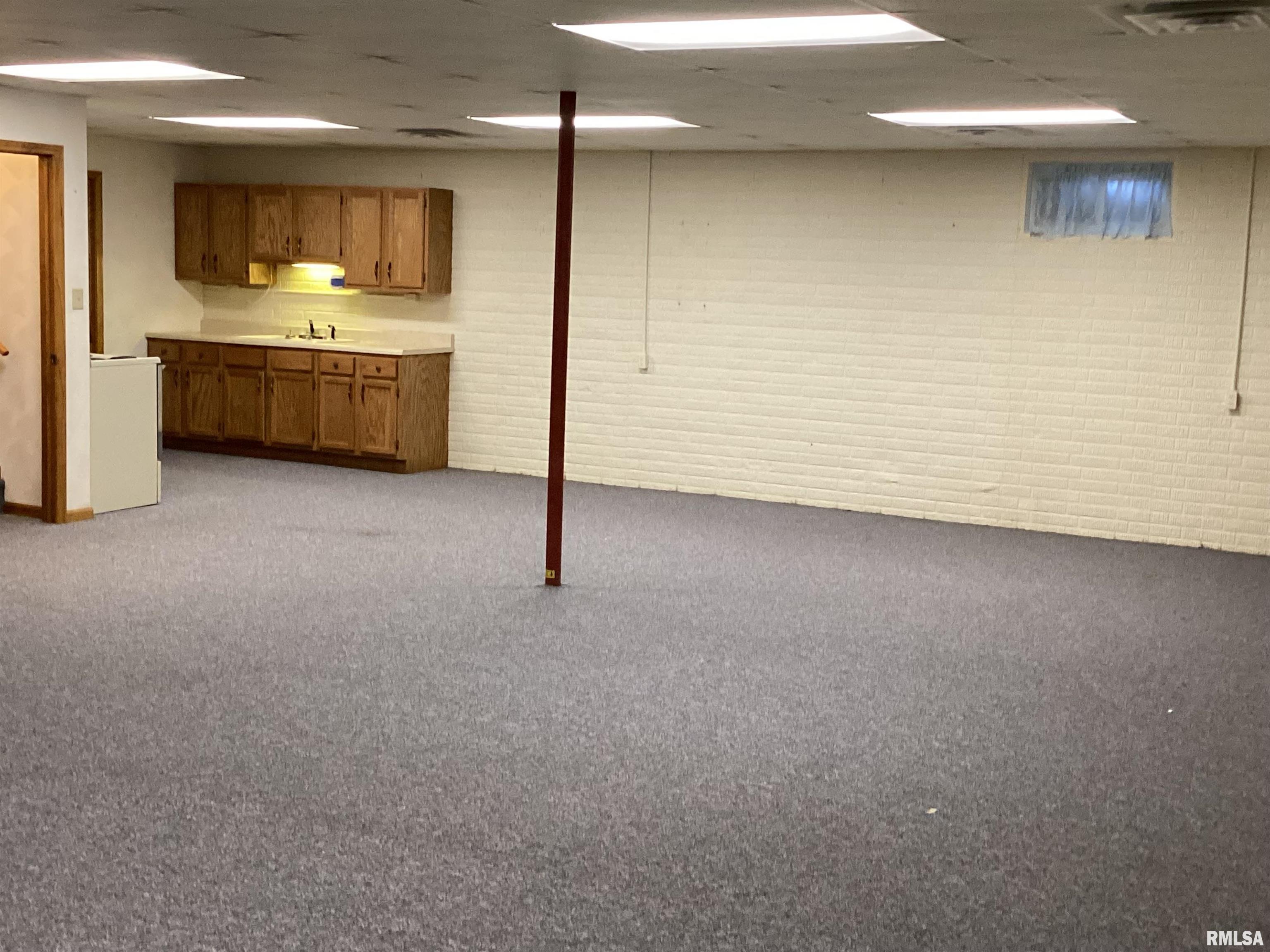535 West Fulton Street Farmington, IL 61531 - Photo 51 of 83