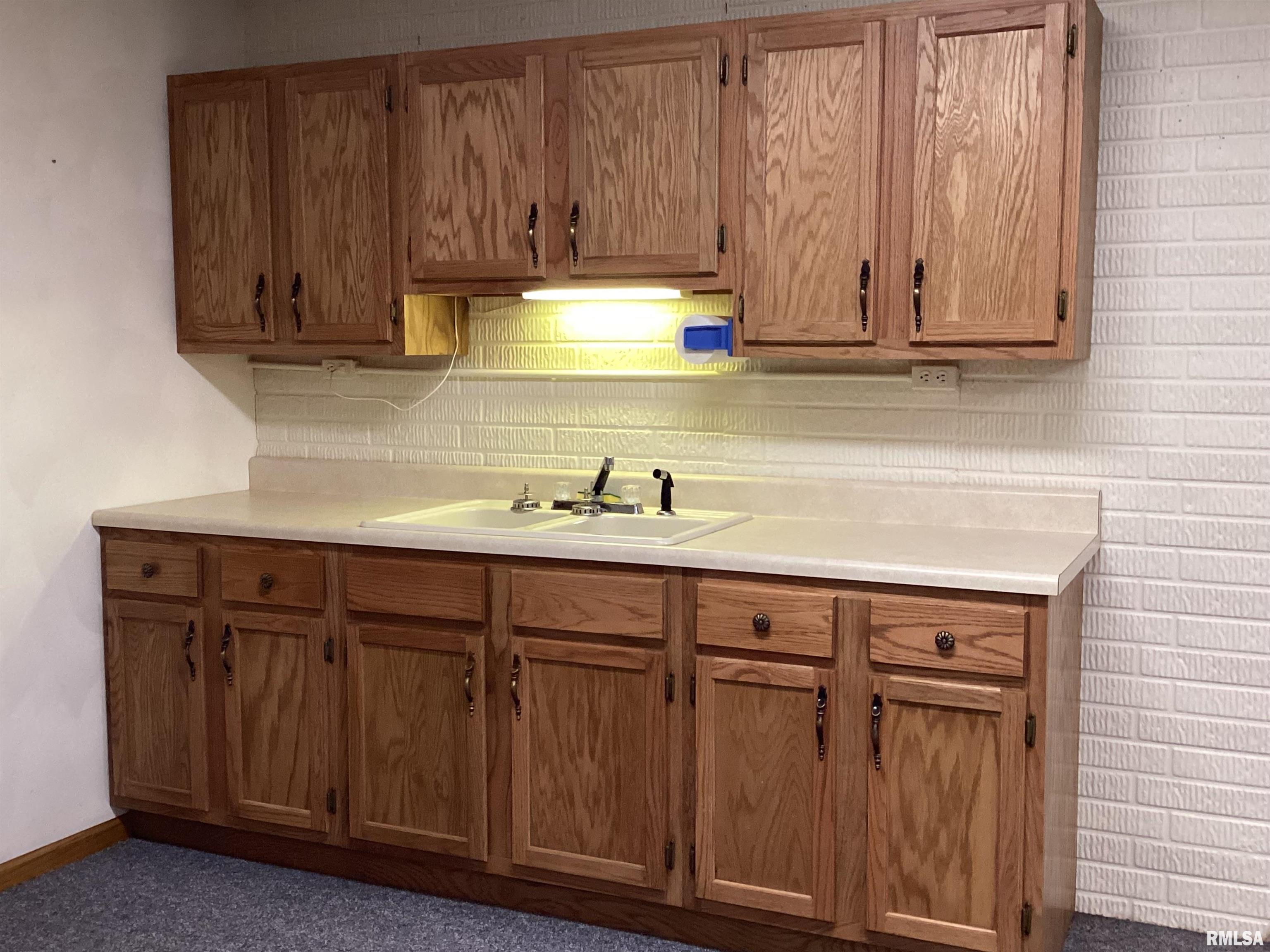 535 West Fulton Street Farmington, IL 61531 - Photo 53 of 83