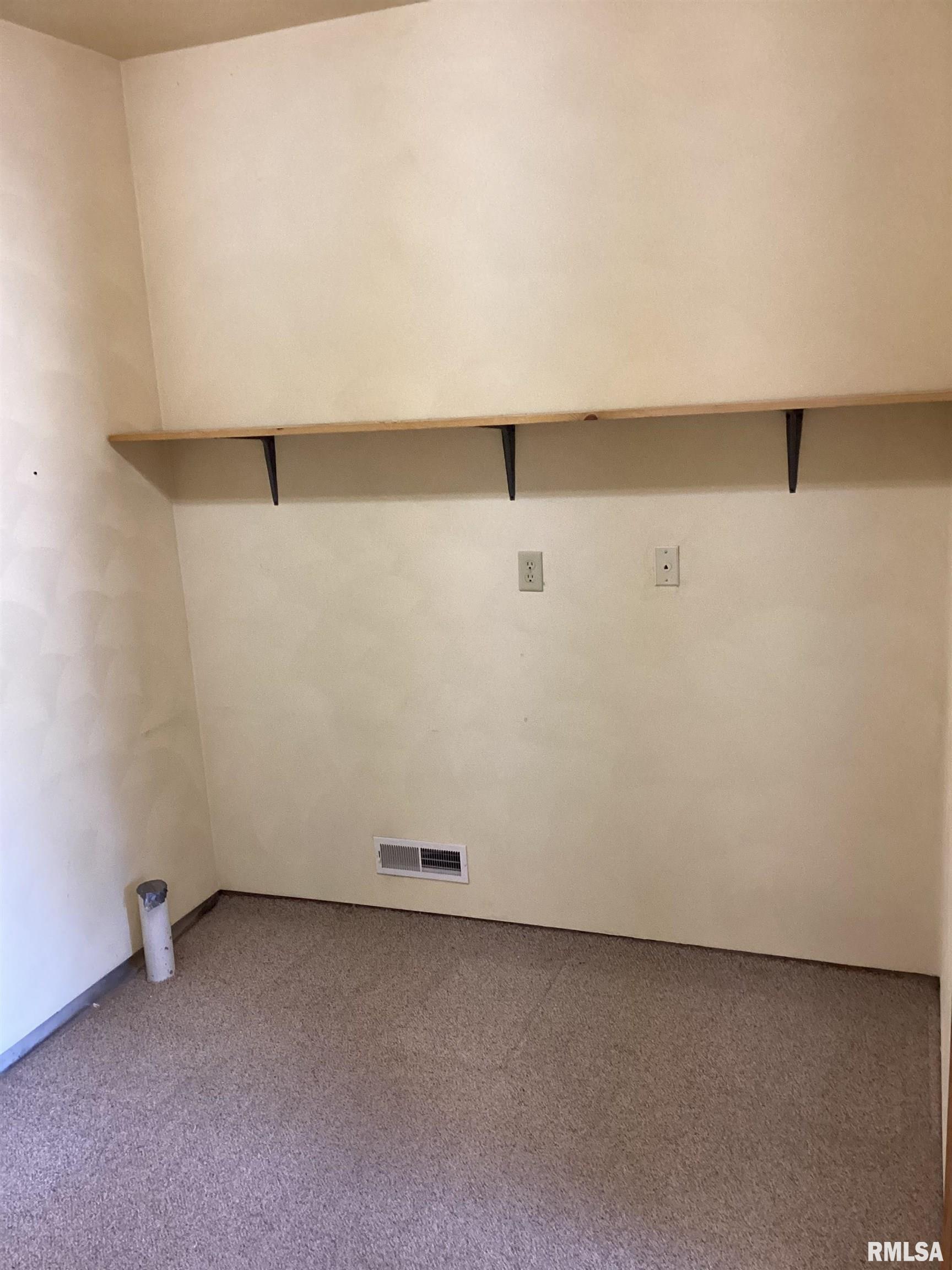 535 West Fulton Street Farmington, IL 61531 - Photo 77 of 83