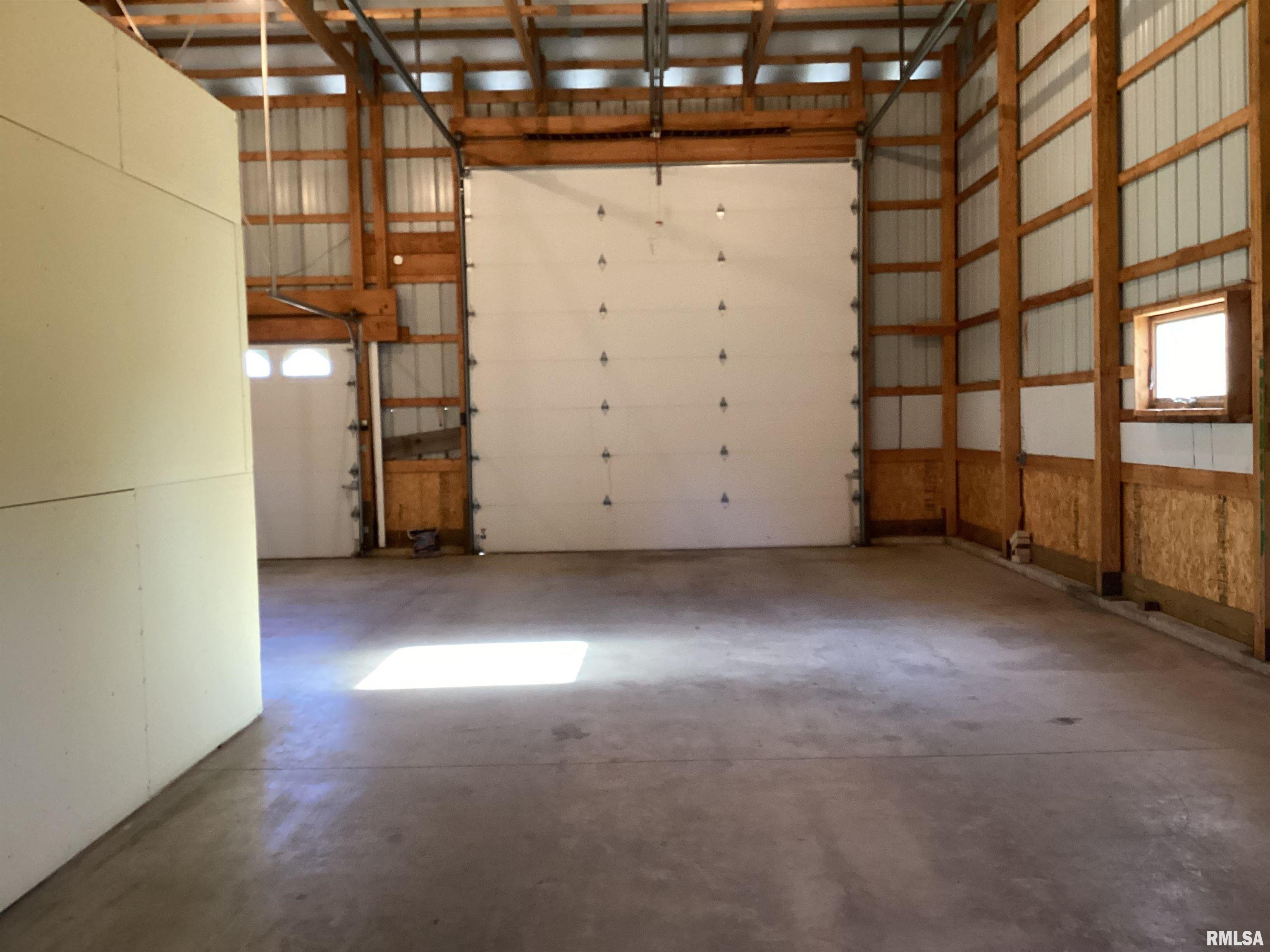 535 West Fulton Street Farmington, IL 61531 - Photo 79 of 83
