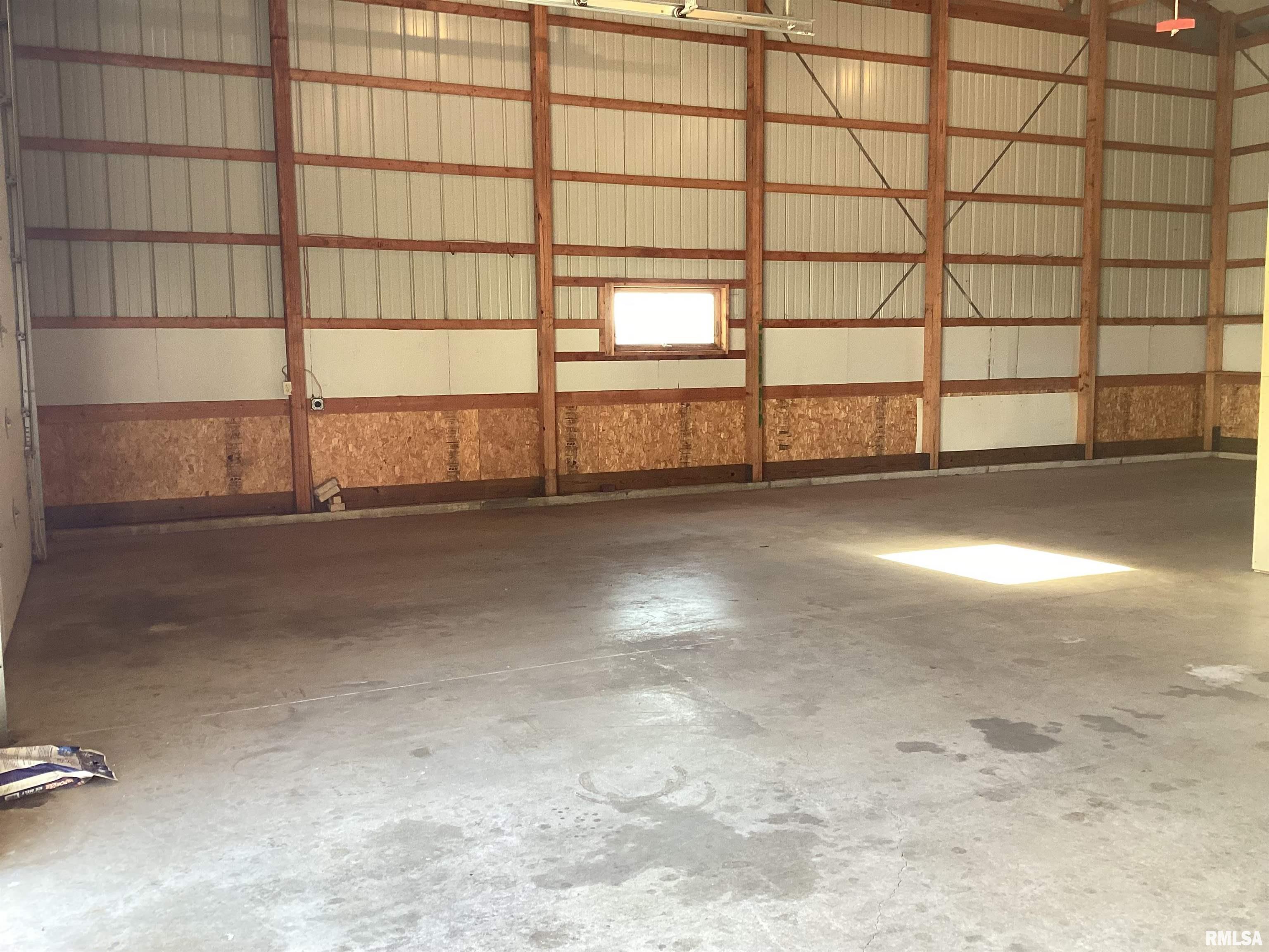 535 West Fulton Street Farmington, IL 61531 - Photo 81 of 83