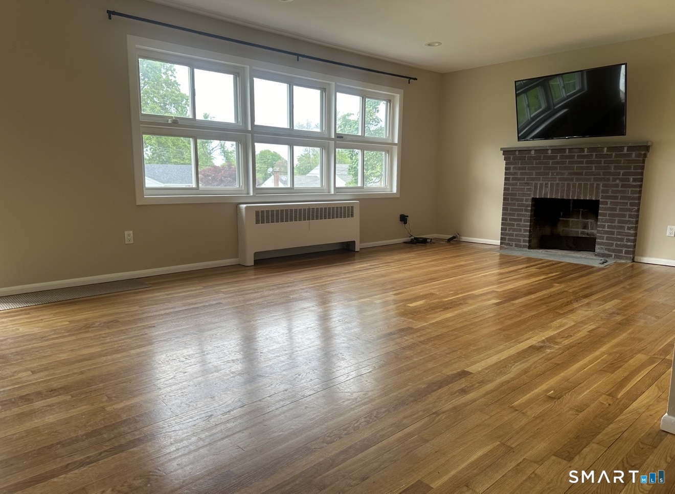 166 Bunce Road Wethersfield, CT 06109 - Photo 8 of 16