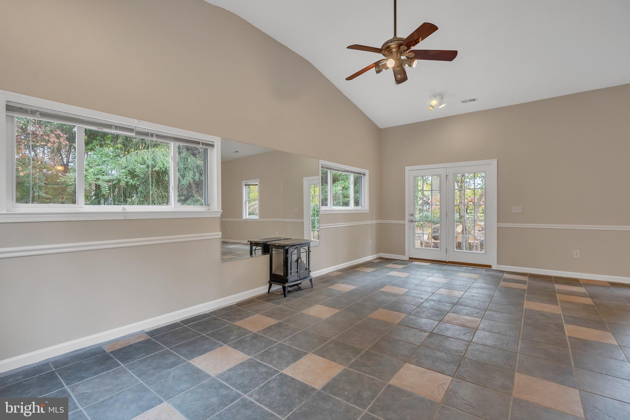 7029 Highbridge Road Bowie, MD 20720 - Photo 19 of 47 Home Office/Bedroom