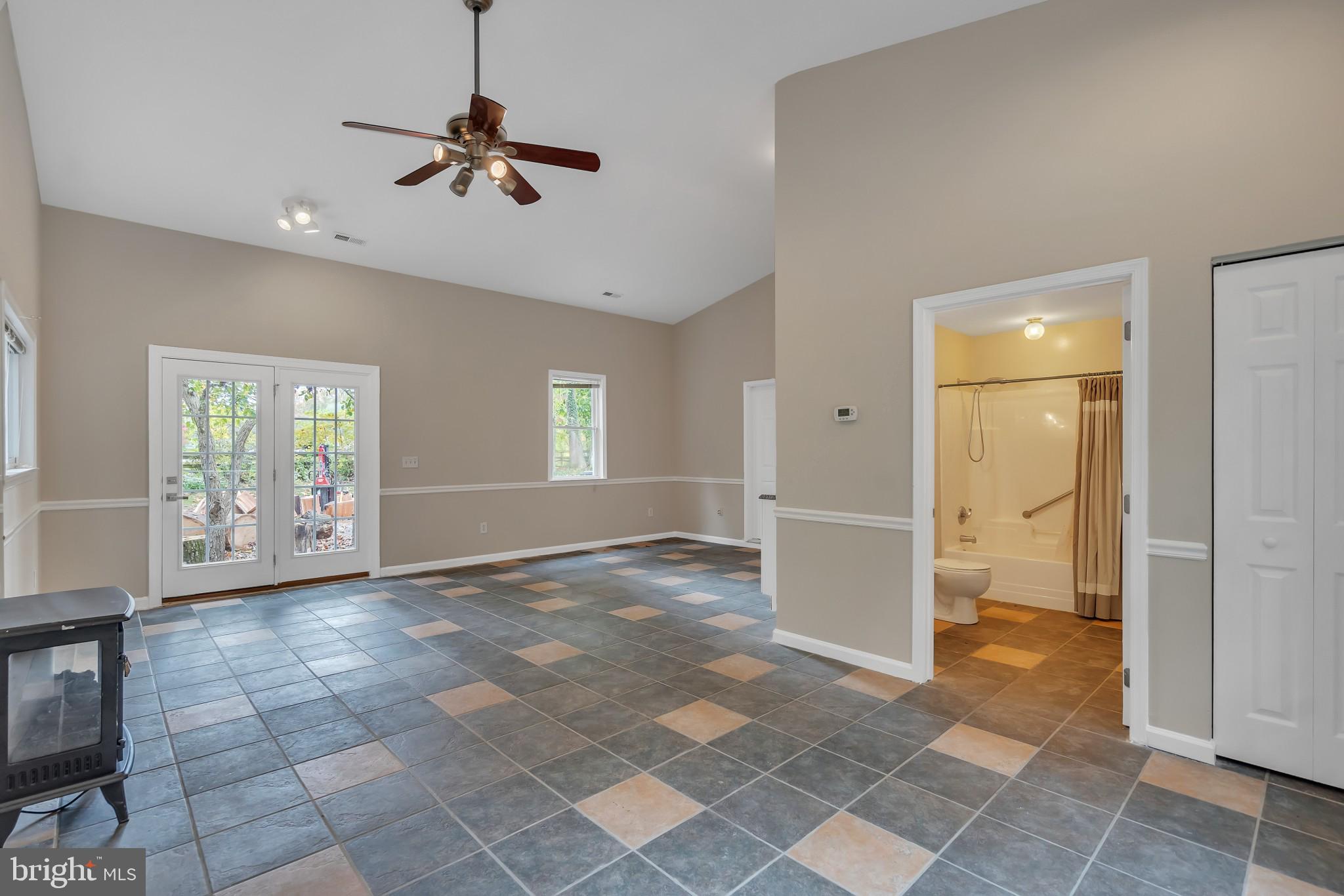 7029 Highbridge Road Bowie, MD 20720 - Photo 20 of 47 Home Office/Bedroom