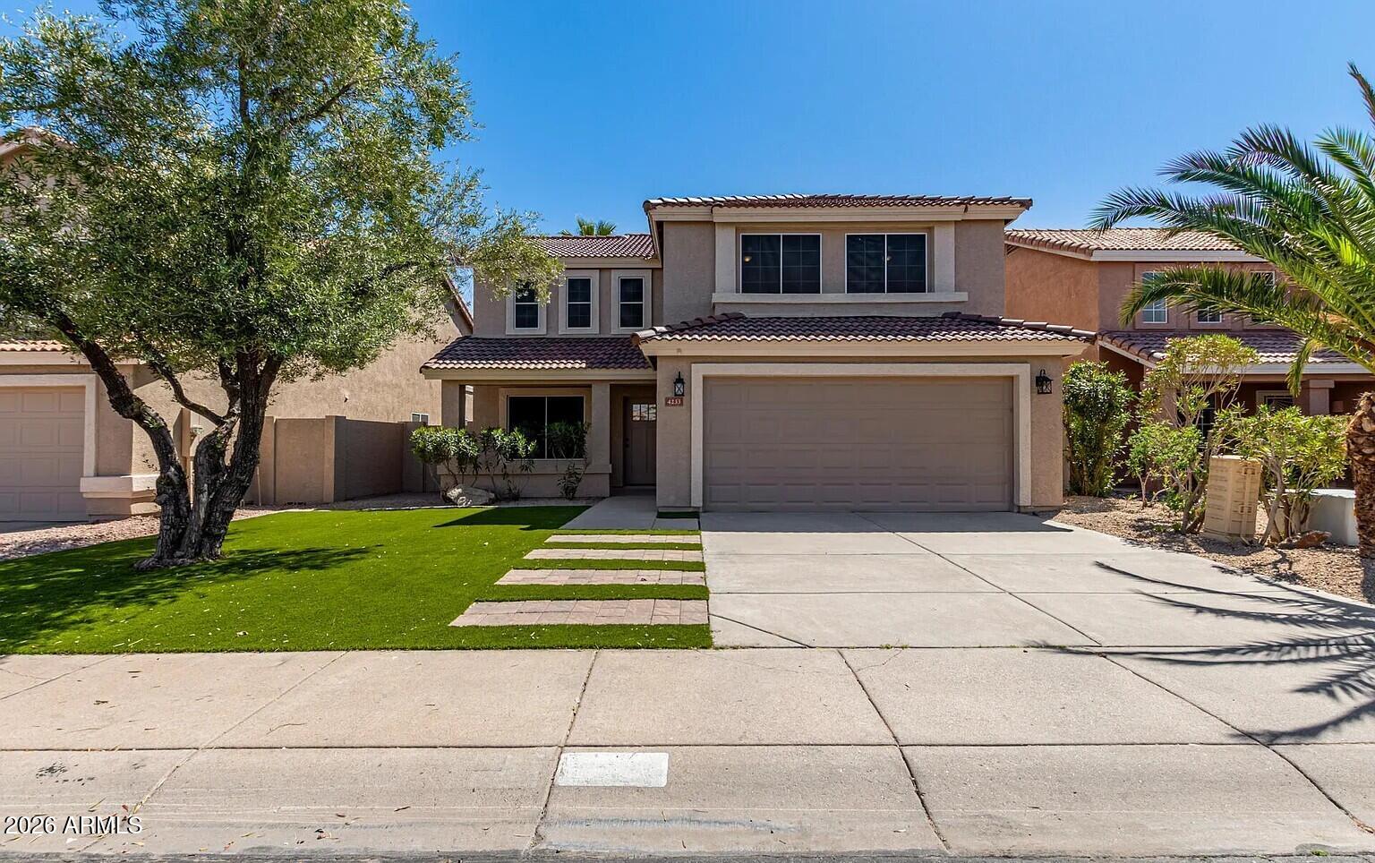 4233 East Raven Road Phoenix, AZ 85044 - Photo 3 of 48 1-3