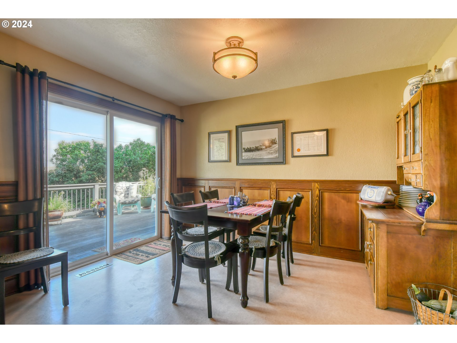 75468 McCormmach Road Pendleton, OR 97801 - Photo 8 of 48 a view of a dining room with furniture and a window