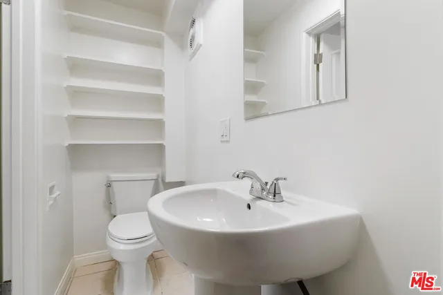 $1,900 | 1635 South Beverly Glen Boulevard, Unit 7, Los Angeles, CA 90024