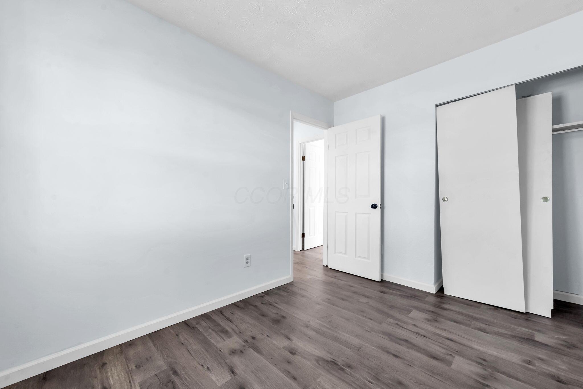 3246 Latonia Road Columbus, OH 43232 - Photo 17 of 39 17-web-or-mls-3246-latonia-rd