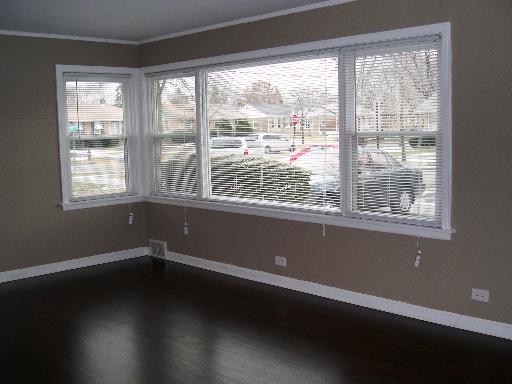 5804 Superior Street Berkeley, IL 60163 - Photo 2 of 13
