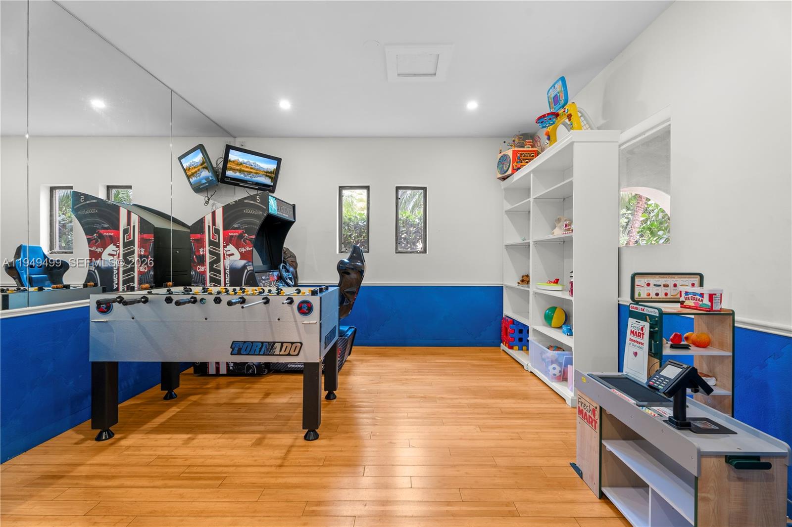 1643 Brickell Avenue, Unit 2506 Miami, FL 33129 - Photo 73 of 85